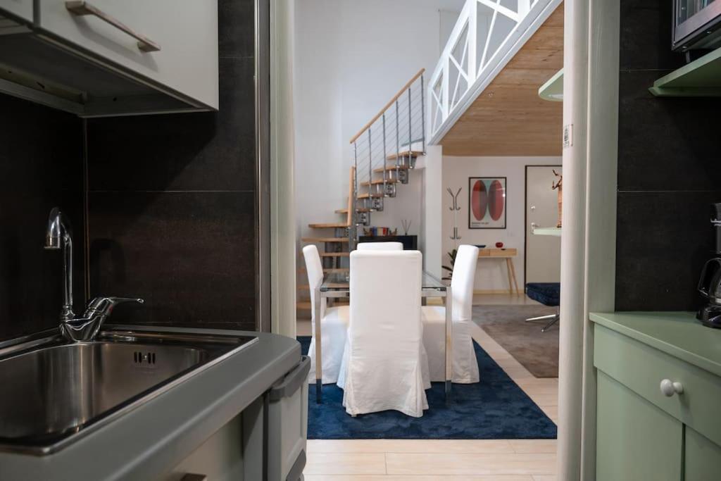 Casa Bartolomeo - Loft In Trastevere Rom Exteriör bild